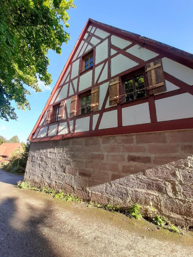 Ferienwohnung Kunst Und Kulturschuppen Hasenmuehle Kammerstein Luaran gambar