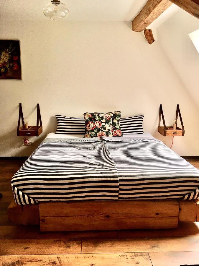 Ferienwohnung Kunst Und Kulturschuppen Hasenmuehle Kammerstein Luaran gambar